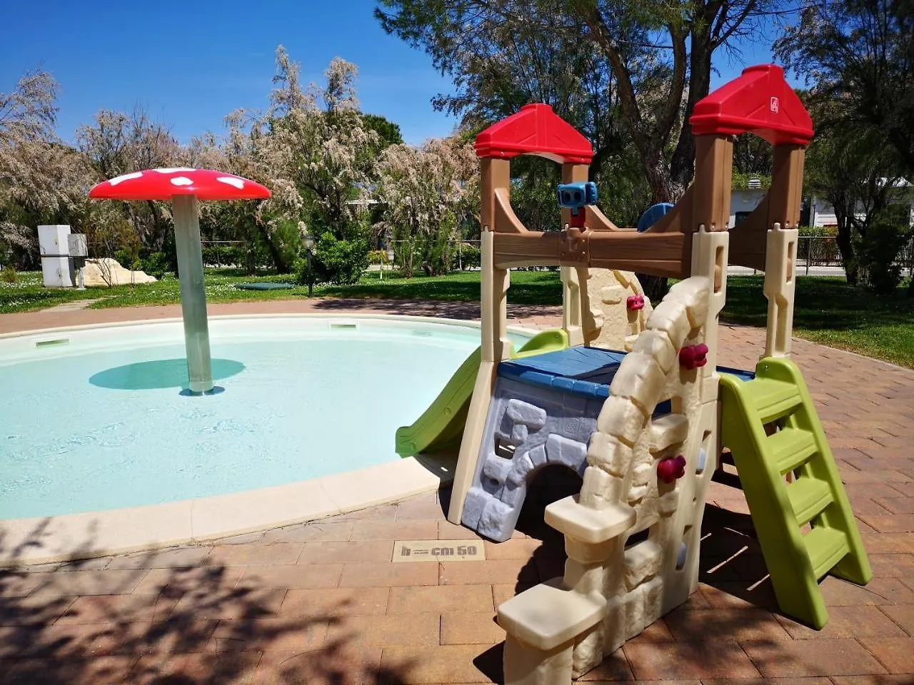 Feriendorf Le Tamerici Mobilehome Asinara Fuer 5 Personen Marina di Cecina 0*,  Italy